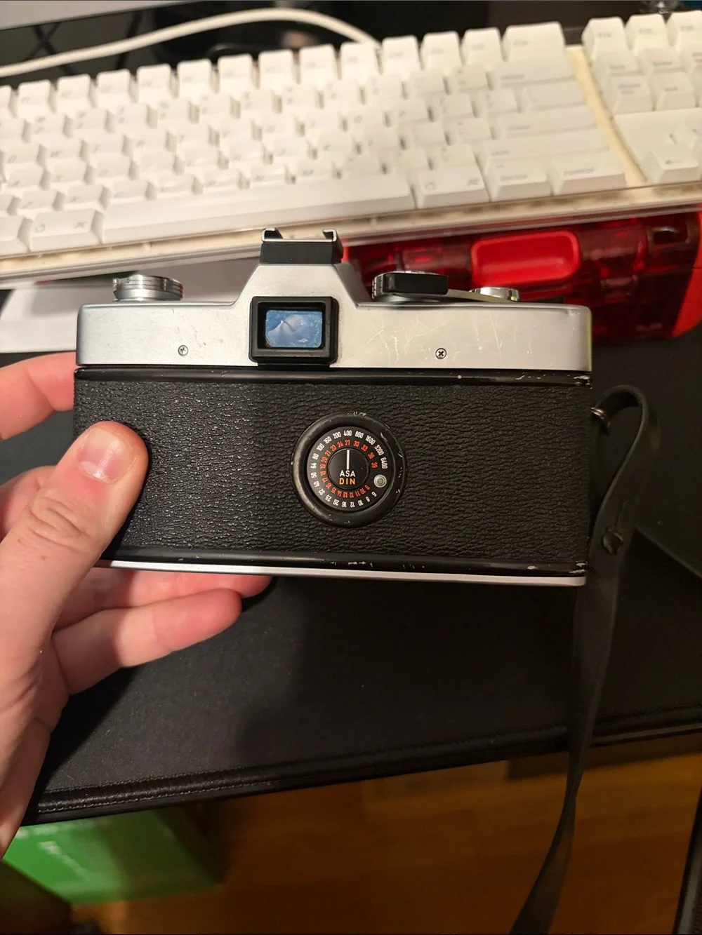 Minolta SRT101 Film Camera - Untested